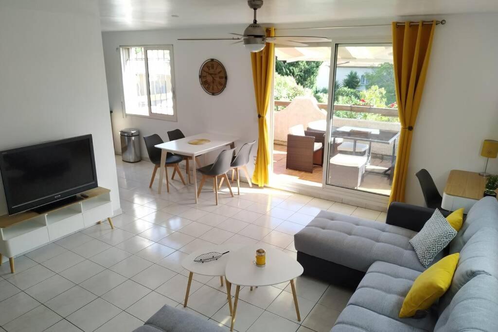 Appartement T3 Spacieux Avec Vue Sur L'Etang De Thau Au 1Er Etage D'Une Villa - Entree Independante Sete Bagian luar foto